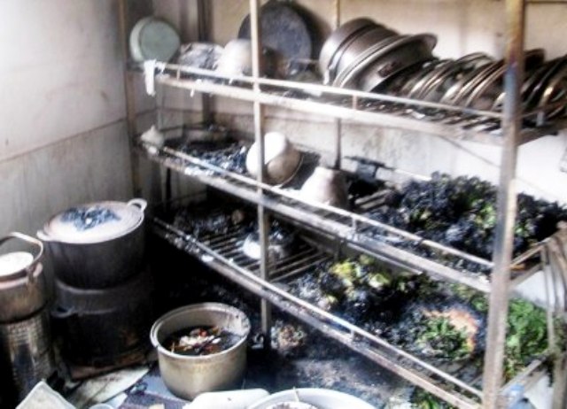 Đầu năm, bà hỏa "viếng" quán dê ở Ninh Bình