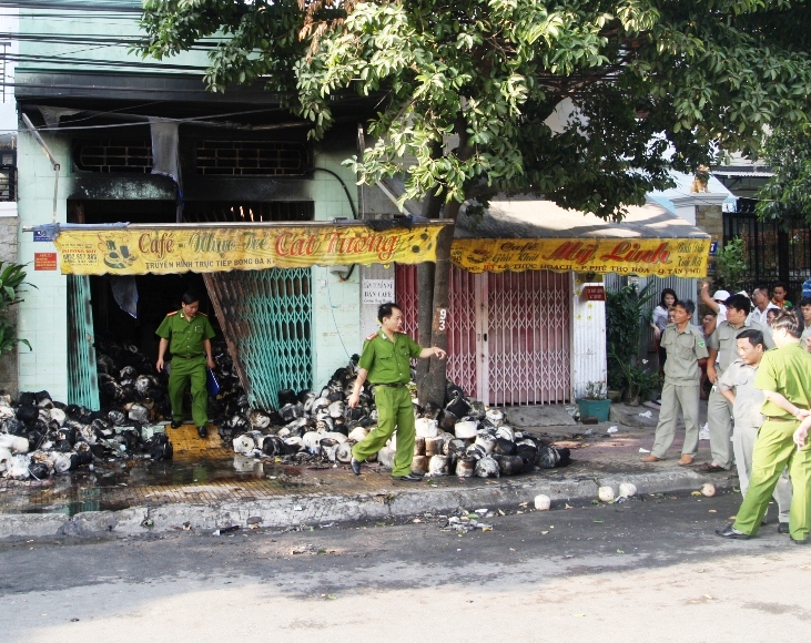 Cháy nhà, một người chết