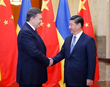 Ông Yanukovich bị lật đổ vì bán tàu sân bay cho Trung Quốc?