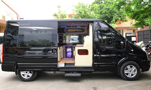 Ford-Transit-President-4.jpg