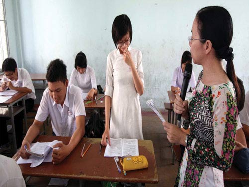 Chơi với nữ sinh buông thả, 5 thanh niên bị tội hiếp dâm