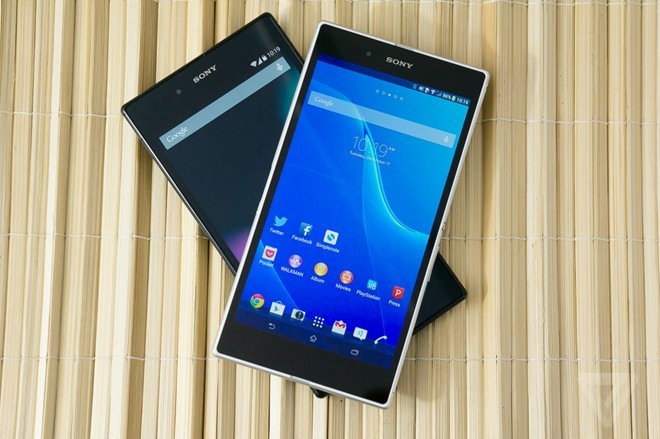 Vì sao smartphone màn hình siêu lớn liên tục hạ giá