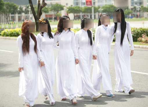 Cãi nhau, bị người yêu tung “ảnh nóng” lên mạng