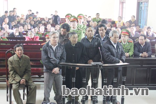 Bản án thích đáng cho những kẻ vu khống, chiếm đoạt tài sản