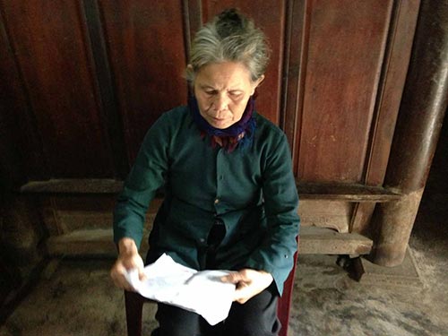 Ăn chặn tiền hỗ trợ mai táng