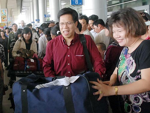 Hàng triệu kiều bào có thể mất quốc tịch