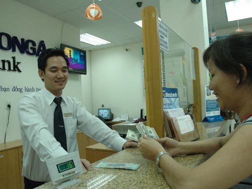 Không điều chỉnh tỉ giá USD/VNĐ