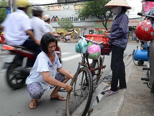 Khốn cùng vì bị tạt axít