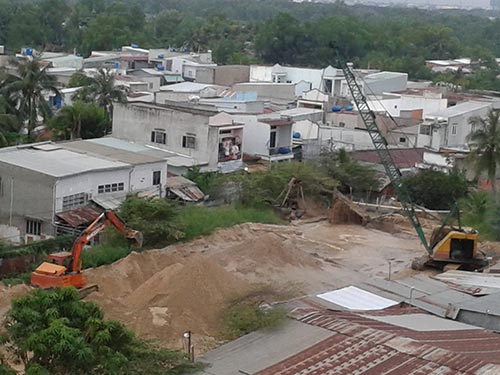 Vựa cát gây ô nhiễm