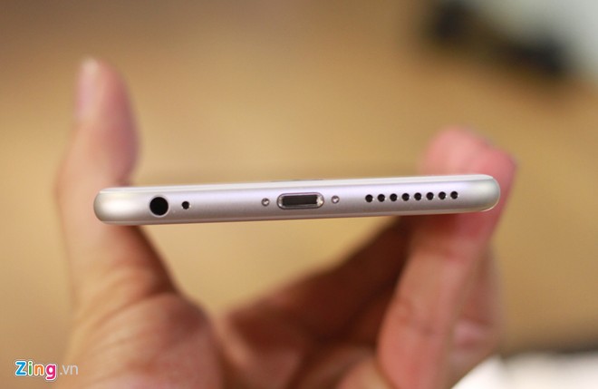 Đập hộp iPhone 6 Plus đầu ti&ecirc;n tại Việt Nam