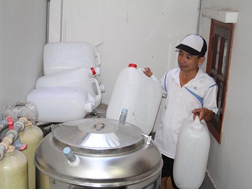 Hơn 10 năm chờ nước sạch