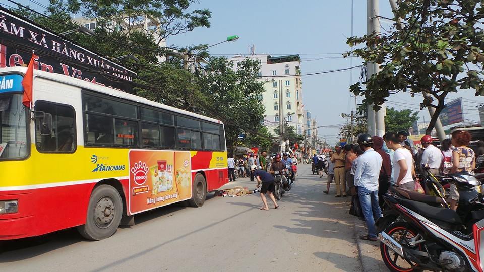 Hà Nội: Nữ nhà báo Đài tiếng nói Việt Nam bị xe buýt cán chết