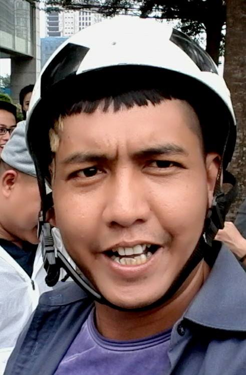 Thanh Thúy khổ sở giúp chồng giảm cân