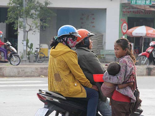 Mạnh tay với người ăn xin, lang thang