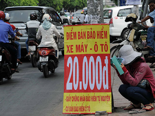 Lập lờ bảo hiểm xe máy