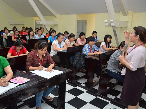Nghịch lý đào tạo giáo viên mầm non