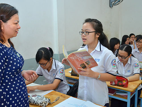 Đưa quá nhiều bạo lực vào SGK