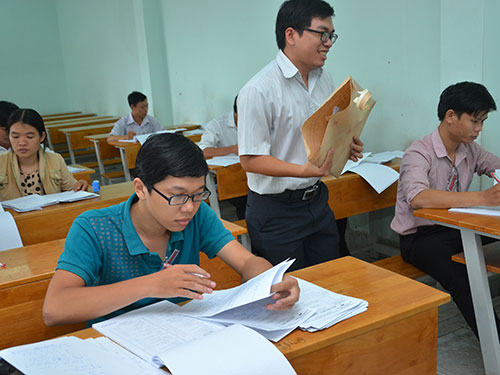 Chấm văn: Khó kiểm soát độ vênh