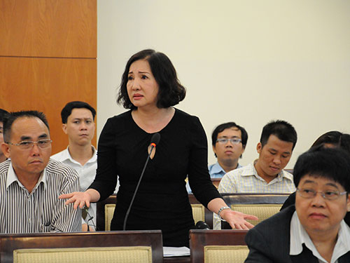 “Ngộp” với thủ tục, tiền sử dụng đất