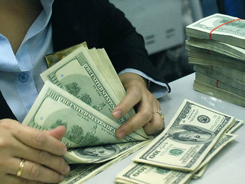 Vay ngoại tệ tăng nóng