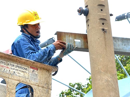 Ngành điện “khát” vốn