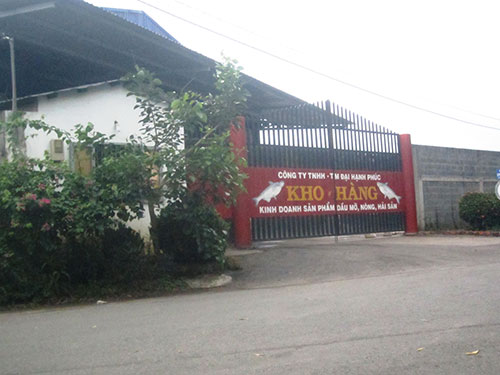 Vụ dầu bẩn: Đại Hạnh Phúc chỉ sản xuất thức ăn gia súc
