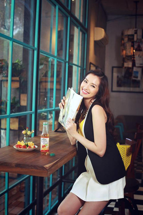 Vẻ đẹp rạng rỡ của người đẹp Tr&uacute;c Diễm
