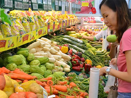 &Aacute;p dụng m&agrave;u sắc ngũ h&agrave;nh v&agrave;o c&aacute;ch d&ugrave;ng dược liệu đang được nhiều nước quan t&acirc;m. Ảnh: TẤN THẠNH