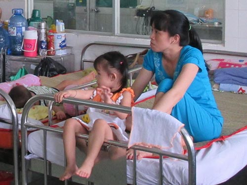 Bệnh mùa hè rình rập