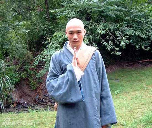 Cao Hổ vai Hư Trúc