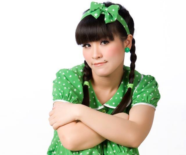 Diễn viên hài Kiều Linh thấy may mắn vì... "chân ngắn"!