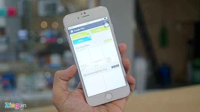 Máy được cài sẵn kho ứng dụng Google Play Store và có thể cài ứng dụng Android.