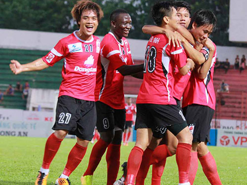 ĐTLA đã có được chiến thắng đầu tiên ở V-League 2014