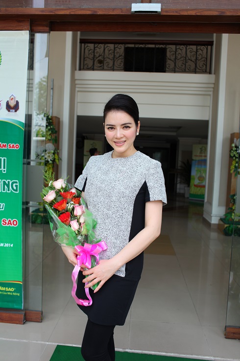 L&yacute; Nh&atilde; Kỳ ngừng c&aacute;c hoạt động nghệ thuật để tập trung cho c&aacute;c hoạt động x&atilde; hội, thiện nguyện
