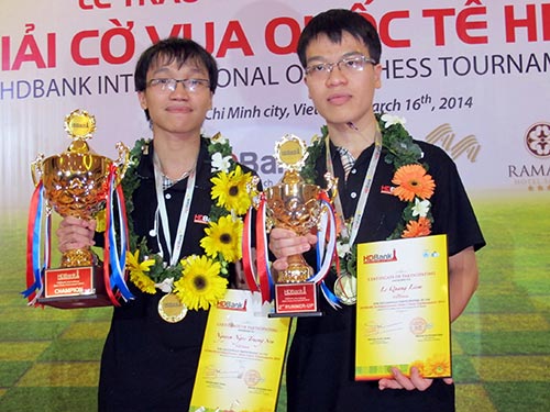 Chuyện khó nói ở làng cờ