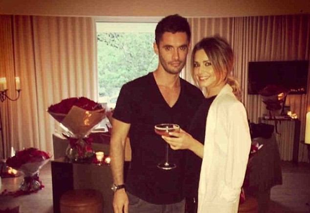 Cheryl Cole bí mật cưới sau 3 tháng hò hẹn