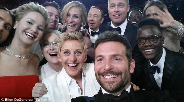 Bức ảnh "tự sướng" nổi tiếng thế giới của Ellen DeGeneres và các sao Hollywood tại Oscar 2014