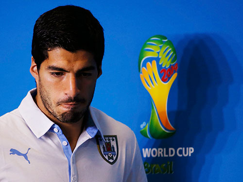 Đòn “cẩu xực” của Suarez dưới góc nhìn tâm lý học