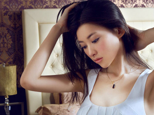 Ấy vậy mà anh dám bỏ tôi để theo con mắm đó…