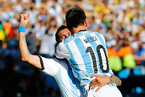 World Cup 2014: Con vua thì lại làm vua...