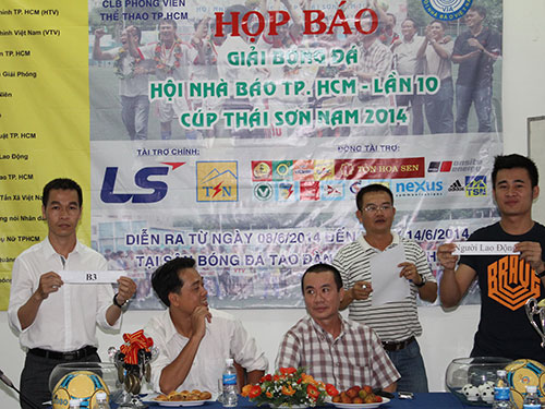 Chia bảng giải bóng đá Hội Nhà báo TP HCM
