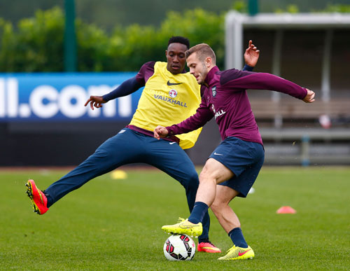 Arsenal - Man City: Tâm điểm Welbeck