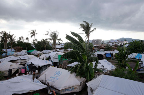 Miền Trung Philippines sơ tán dân tránh bão