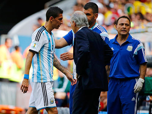 Di Maria nghỉ, Messi thêm nặng gánh