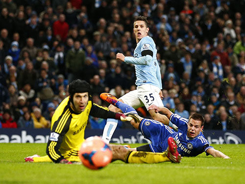 Man City, Barcelona hâm nóng đại chiến