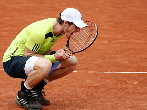 Murray phấn khích sau chiến thắng trước Kolschreiber Ảnh: REUTERS
