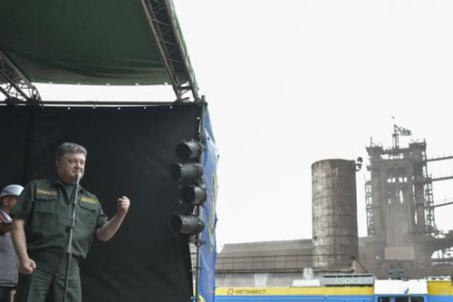 Tổng thống Ukraine mở đường trừng phạt Nga