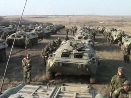 Tổng Thư ký NATO Anders Fogh Rasmussen hôm 1-4 tuyên bố không thấy quân Nga rút khỏi biên giới
với Ukraine Ảnh: BBC