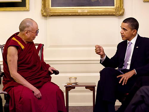Tổng thống Barack Obama tiếp Đạt Lai Lạt Ma hồi th&aacute;ng 7-2011 Ảnh: WIKIPEDIA