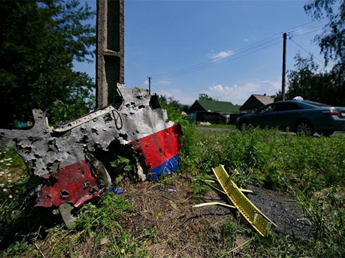 MH17 bị trúng tên lửa